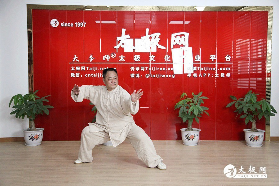 积极传承与推进太极拳健身养生的国际大师